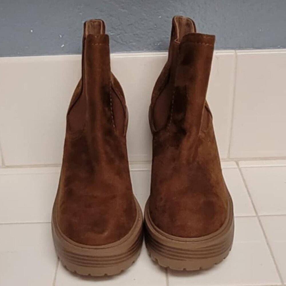 Soda brand boots
